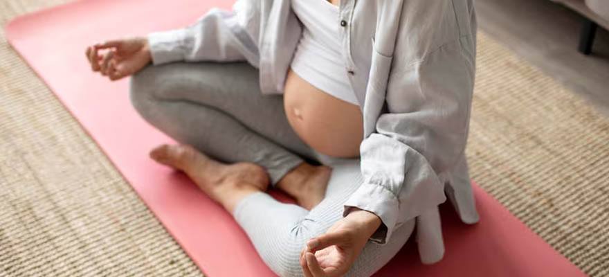 Safe, nurturing prenatal yoga practice and breathing exercises for expecting mothers in San Francisco Bay Area - Ambashri Yoga
