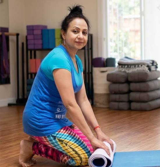 Certified yoga instructor and wellness coach Sushma Srivastava leading Ambashri Yoga in San Francisco Bay Area